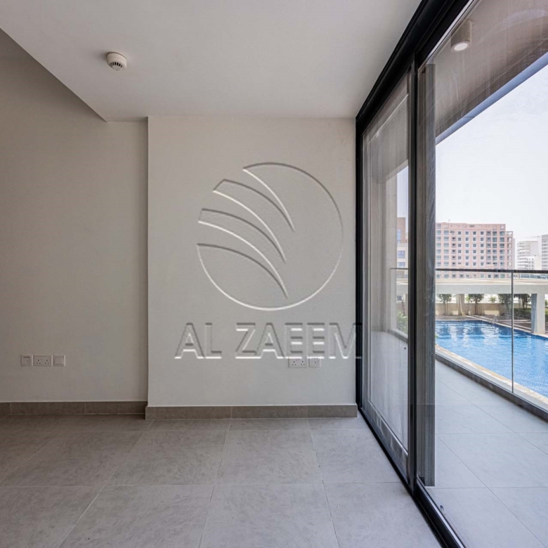 Vacant | DUPLEX | Facing The Pool | 4 payments
