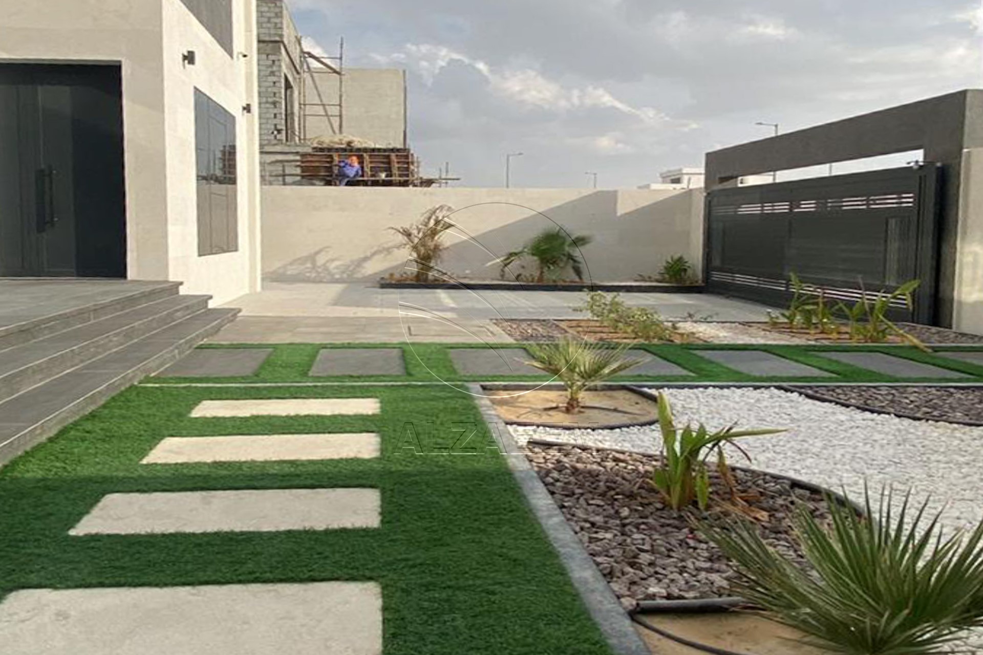 √ Landscaped Area | 6 Masters | Modern Finishing √