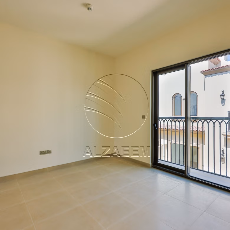 √ CASARES | Single Row Mid | Near the Garden √