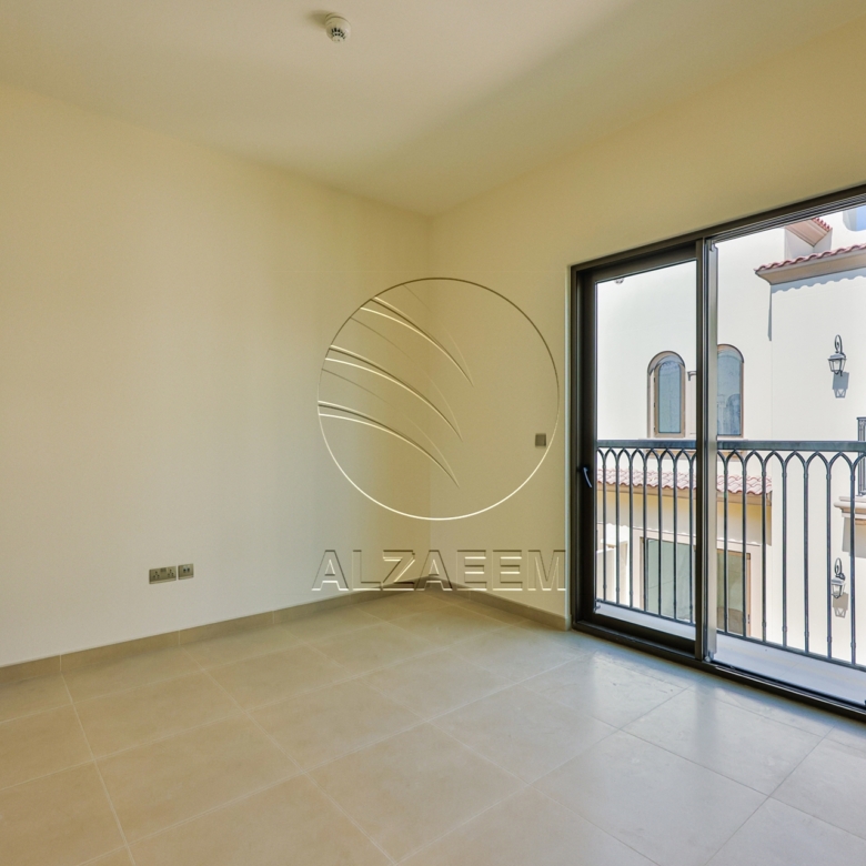 CASARES | Single Row Mid | Near the Garden