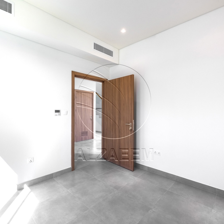Single Row Near Golf Course | Type X | VACANT