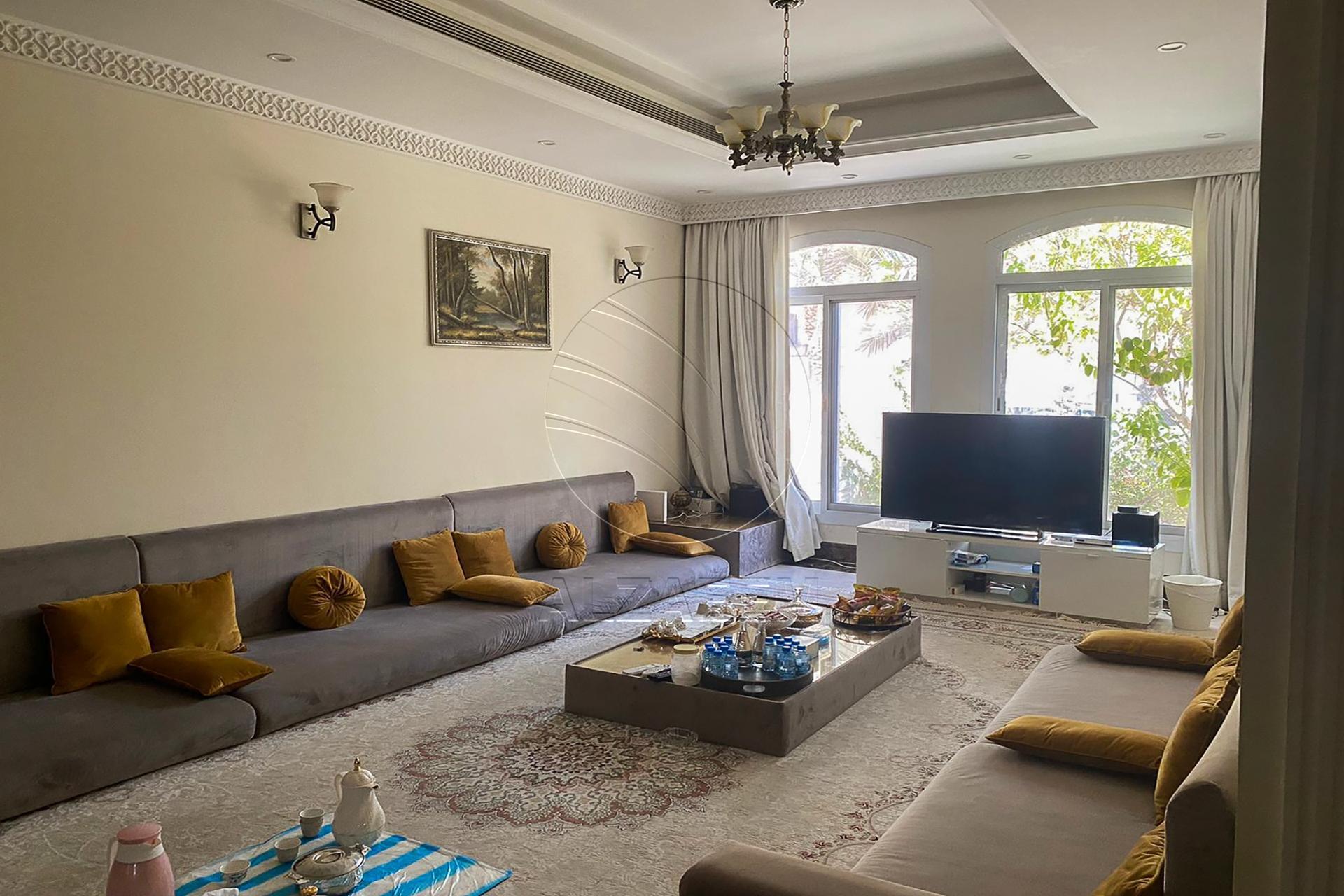 √ Tenanted Villa Opposite the Community Center √