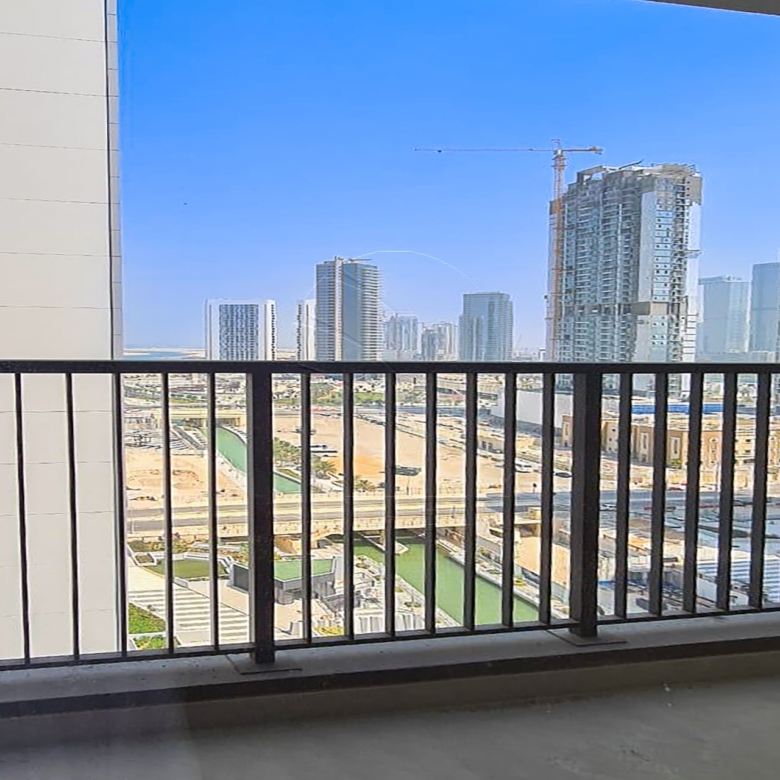 √ Waterfront Views | High Level and Vacant Unit √