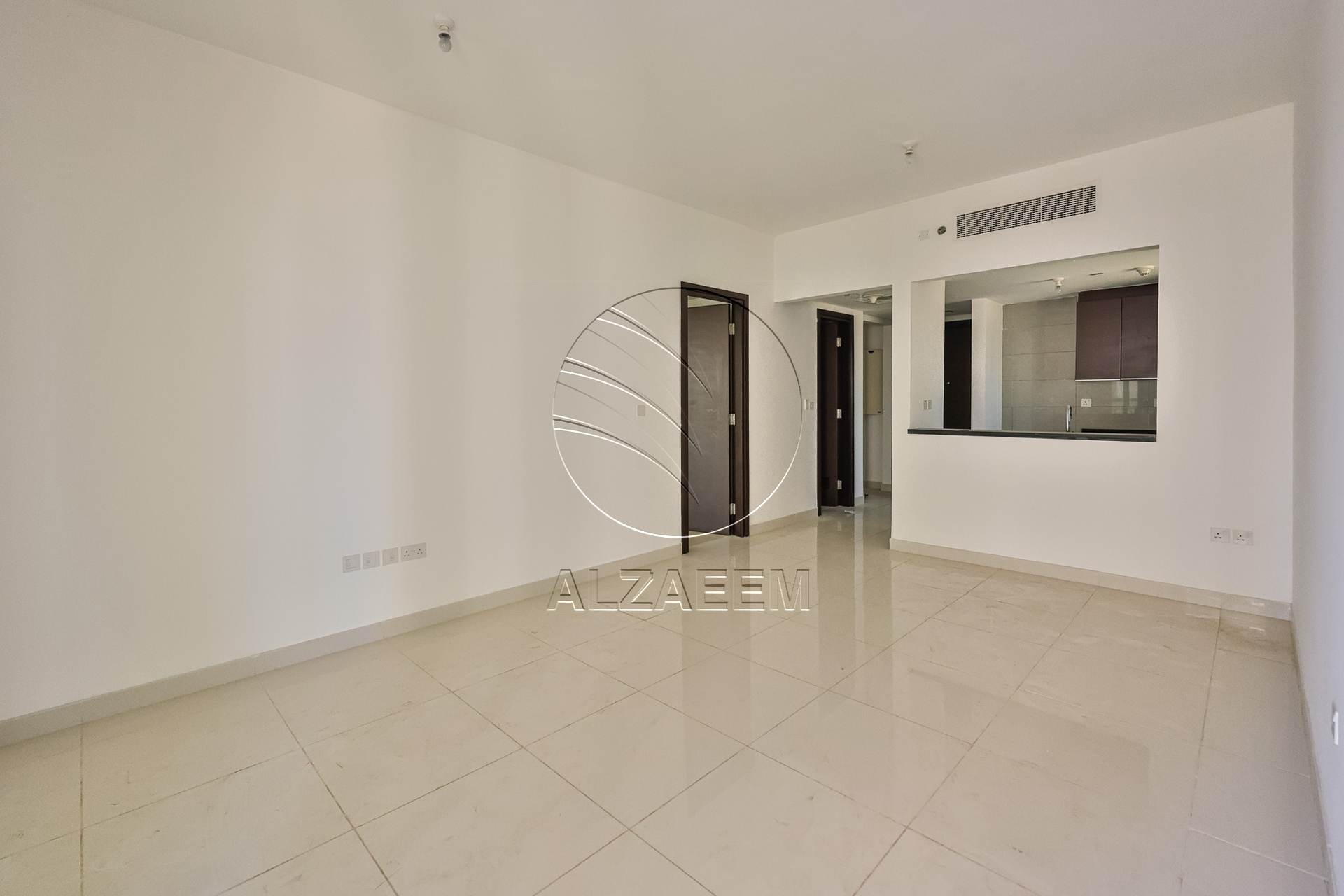 HIGH Level | BIG LAYOUT | Balcony | Open Kitchen