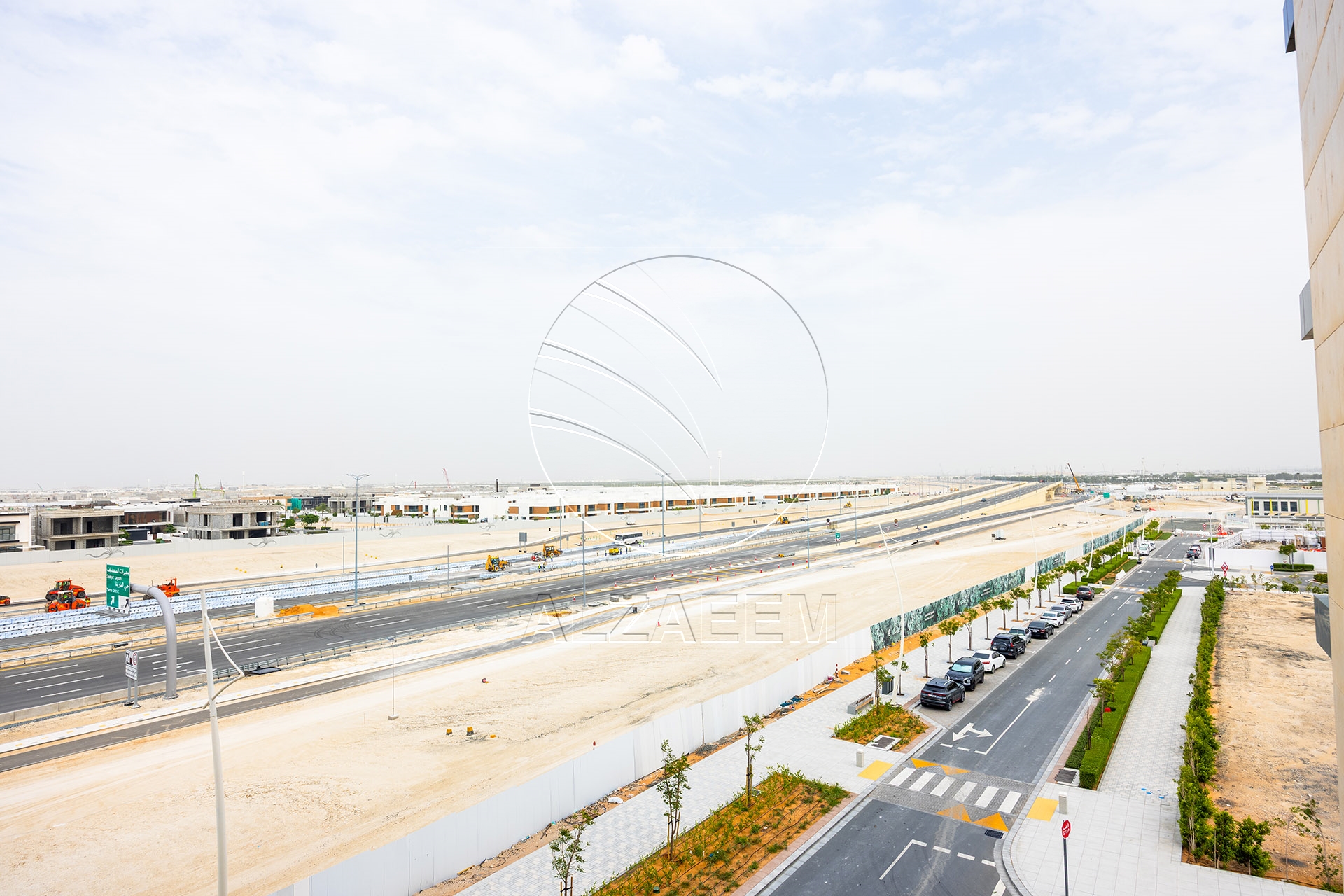 HOT DEAL! Corner Unit – Partial Sea View | Parking