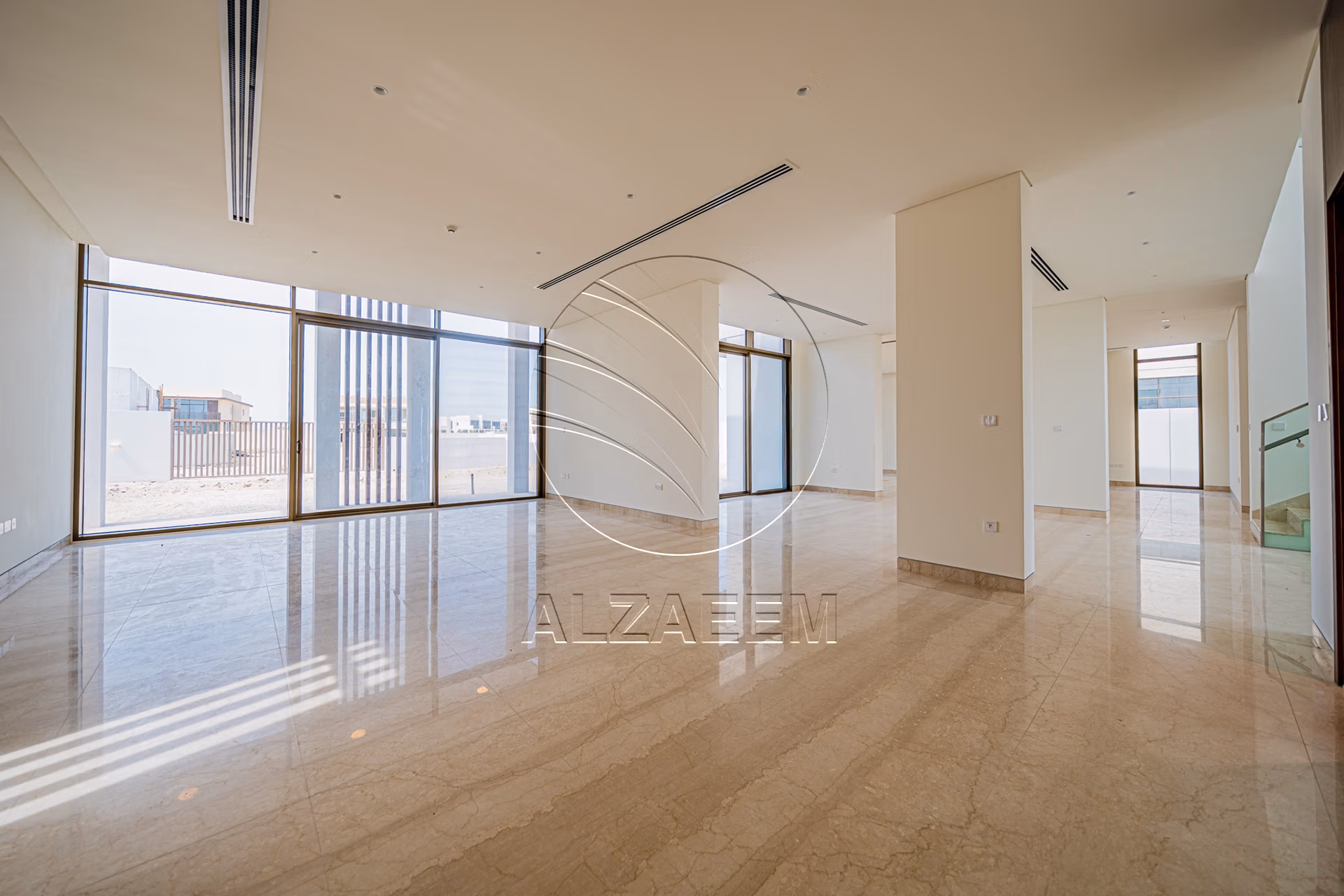 √VACANT Exclusive V-5 SELECT | Partial Sea View√