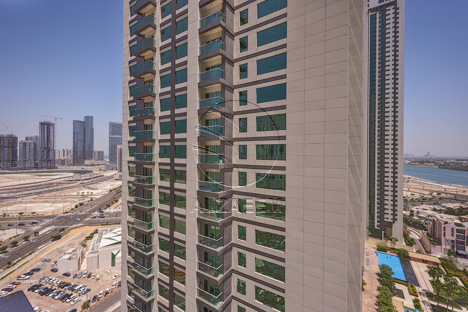 HIGH Level | BIG LAYOUT | Balcony | Open Kitchen