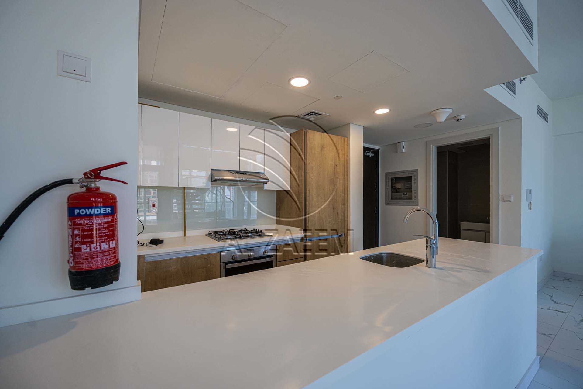 Fully Furnished Loft | Full Canal View | Rented