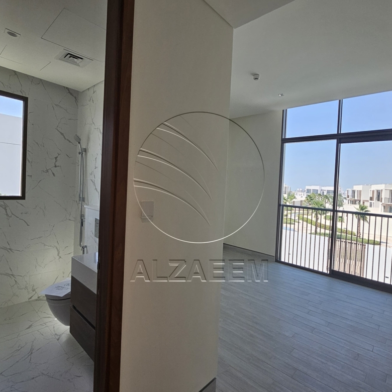 Stunning Location | 4BR+M+D | Vacant Soon!