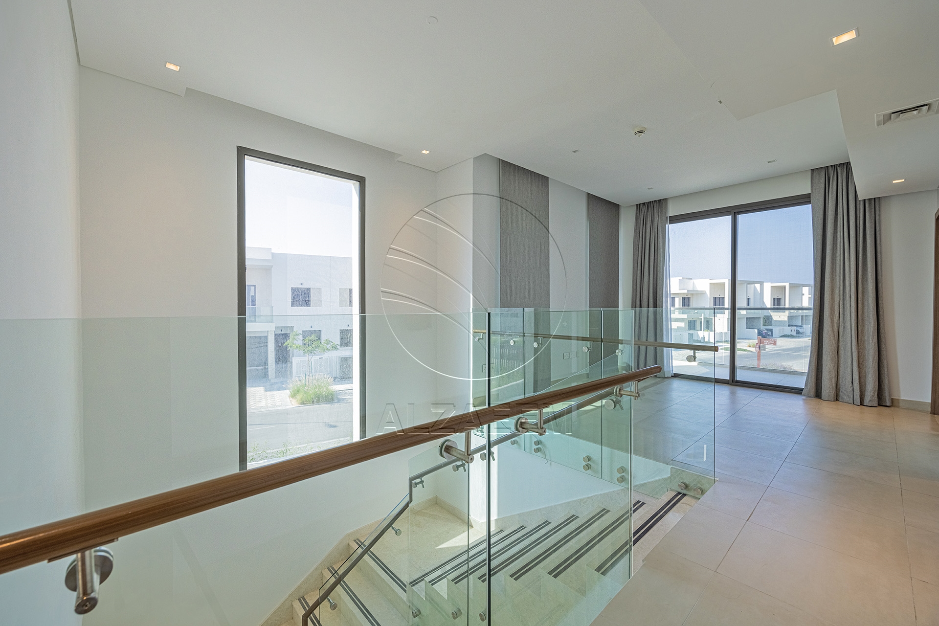 Huge Corner Unit | VACANT | Steps from the Park