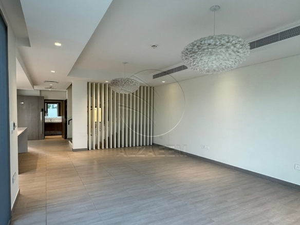 √HOT DEAL | Move-in Ready | Single Row – Mid Unit√
