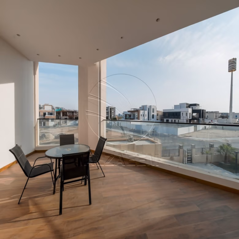 √Luxuriously Furnished |Private Pool and 2 Majlis√