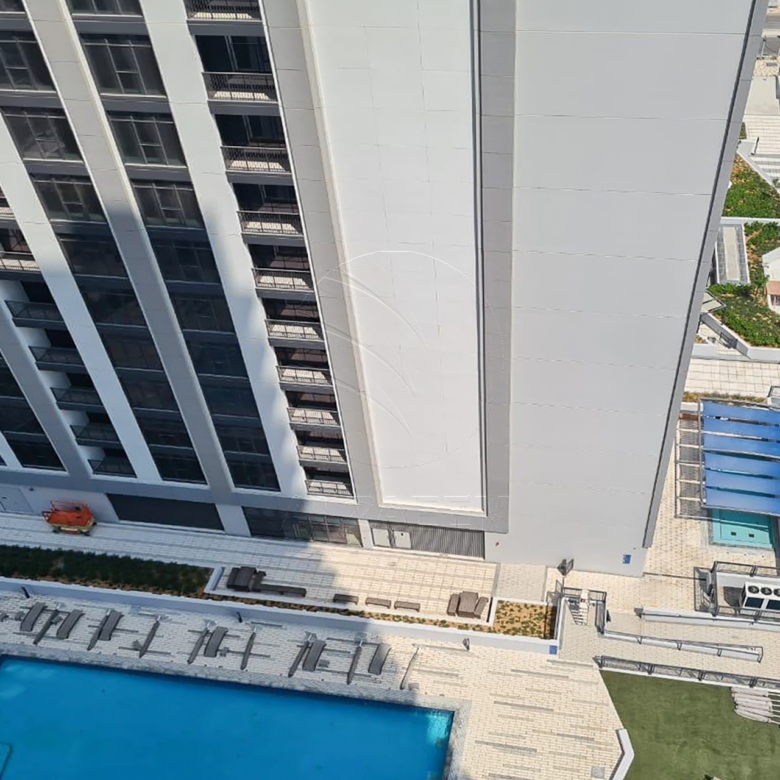 √ Waterfront Views | High Level and Vacant Unit √