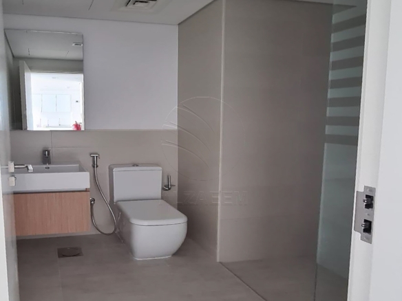 √ Waterfront Views | High Level and Vacant Unit √