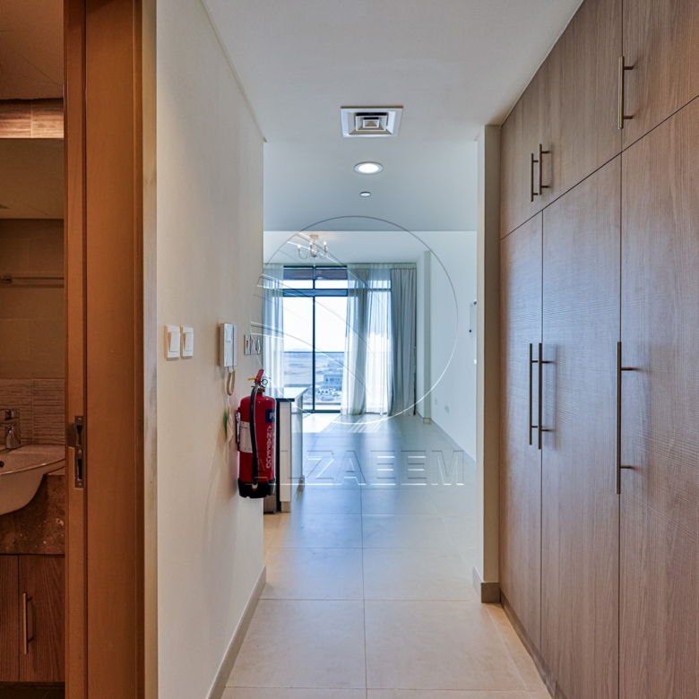 High Level + Exclusive! White Goods+ Nice Views