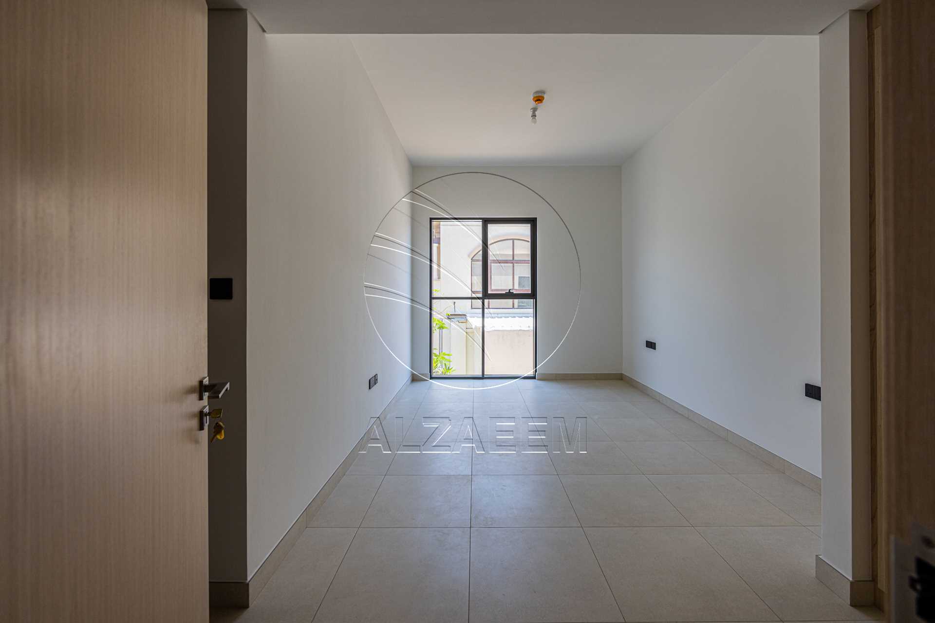 EXCLUSIVE! Spacious 2BR+Maid | Single Row Mid