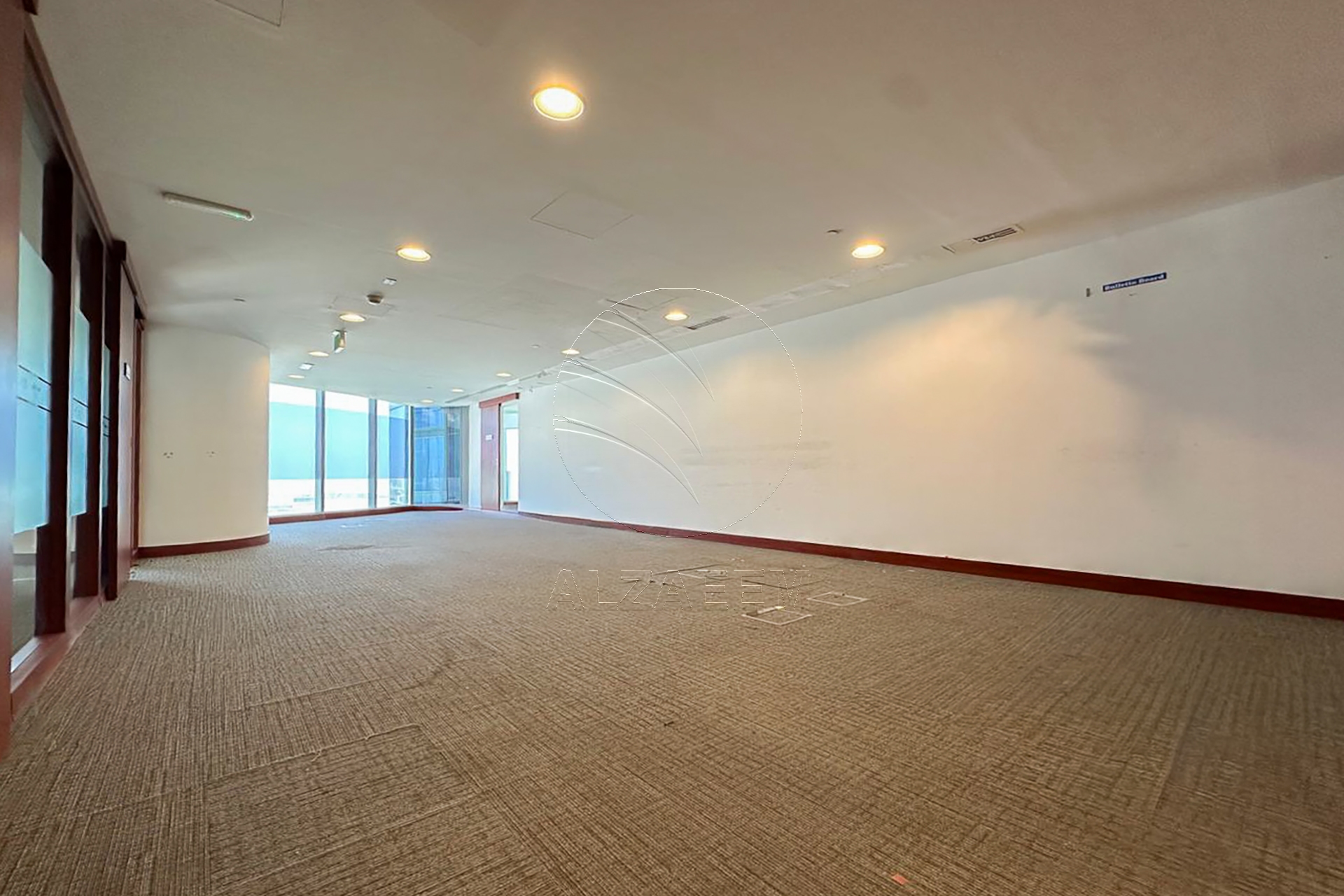 High Level Fitted Office Facing the Canal