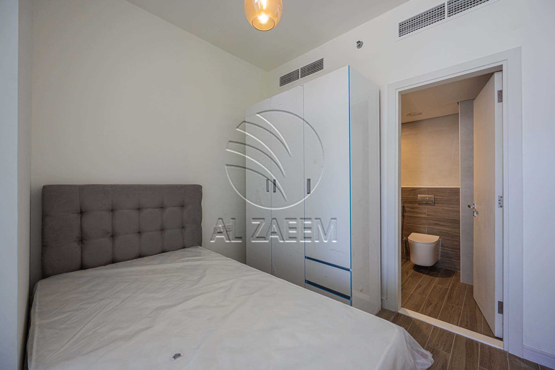 Fully Furnished Loft | Full Canal View | Rented