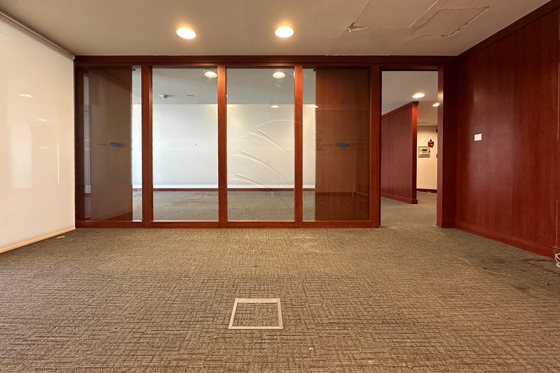 High Level Fitted Office Facing the Canal