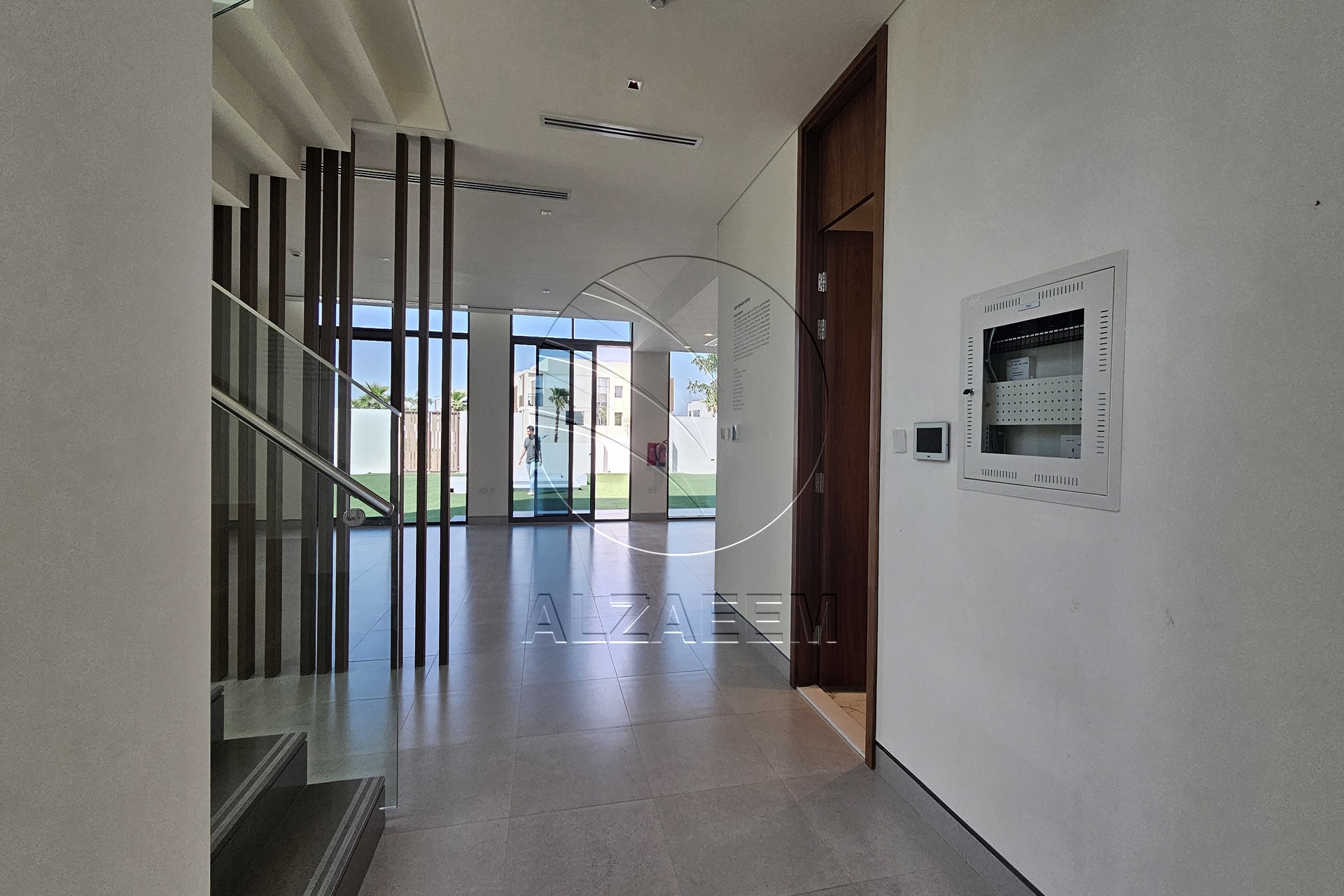 Stunning Location | 4BR+M+D | Vacant Soon!