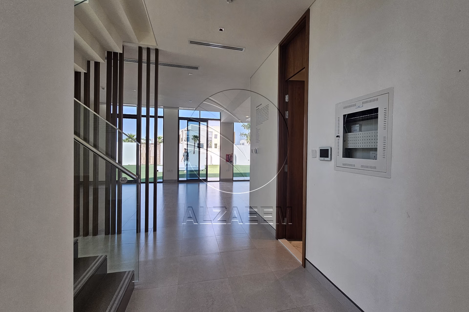 Stunning Location | 4BR+M+D | Vacant Soon!