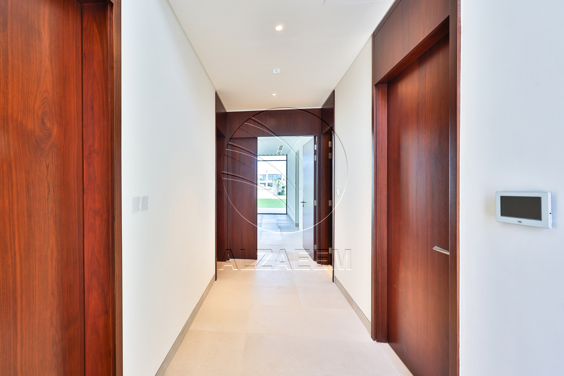 Landscaped Garden | Huge Plot | V4 Executive