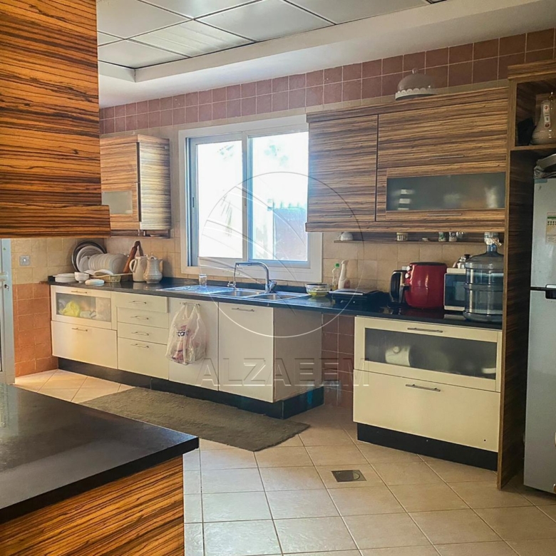 √ Tenanted Villa Opposite the Community Center √