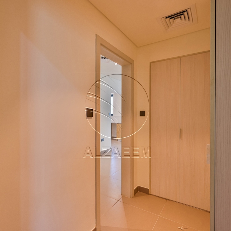 Single Row CORNER | Premium and High End Location