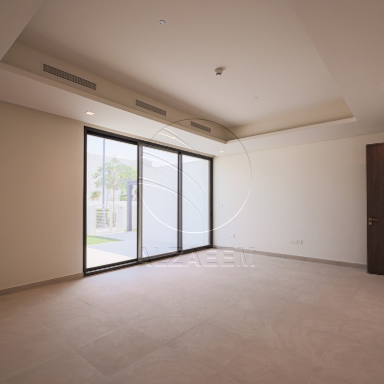 HOT! Corner Villa | Prestigious Gated Community