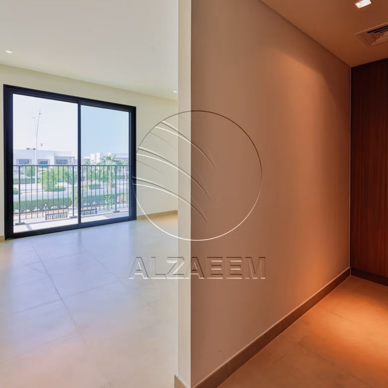√Corner Single Row! Biggest 2BR Plot in Yas Acres√