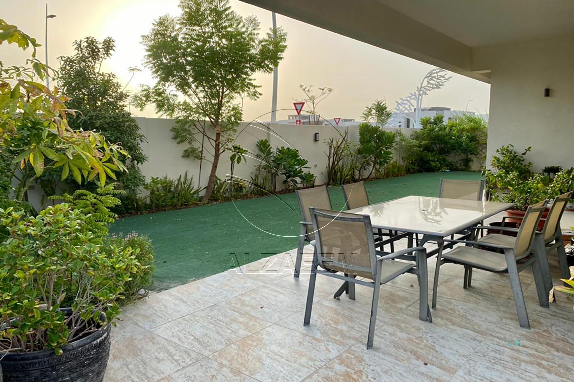 √Single Row Corner | Type 1 | Landscaped Garden√