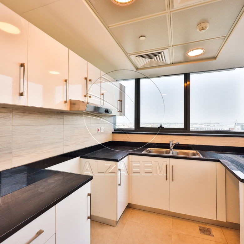 HOT DEAL! Corner Unit – Partial Sea View | Parking