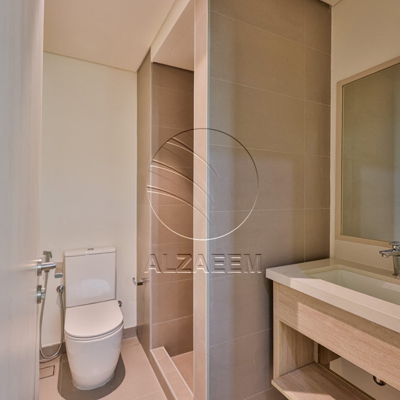 Single Row | Semi Corner and High End Location