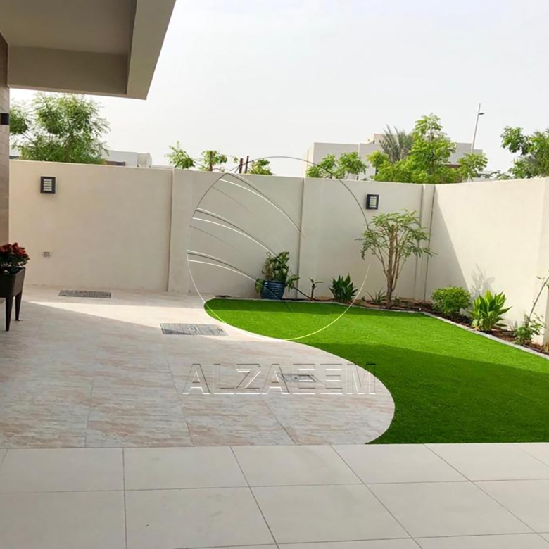 √Single Row Corner | Type 1 | Landscaped Garden√