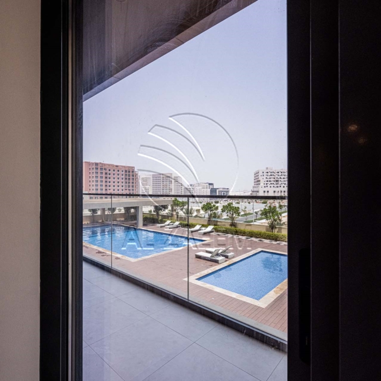 Vacant | DUPLEX | Facing The Pool | 4 payments