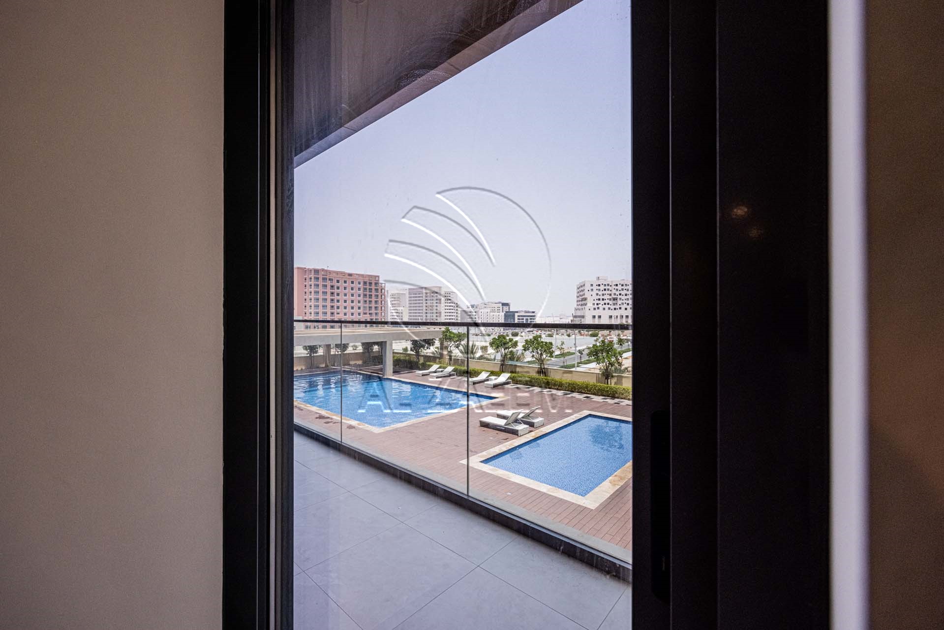 Vacant | DUPLEX | Facing The Pool | 4 payments