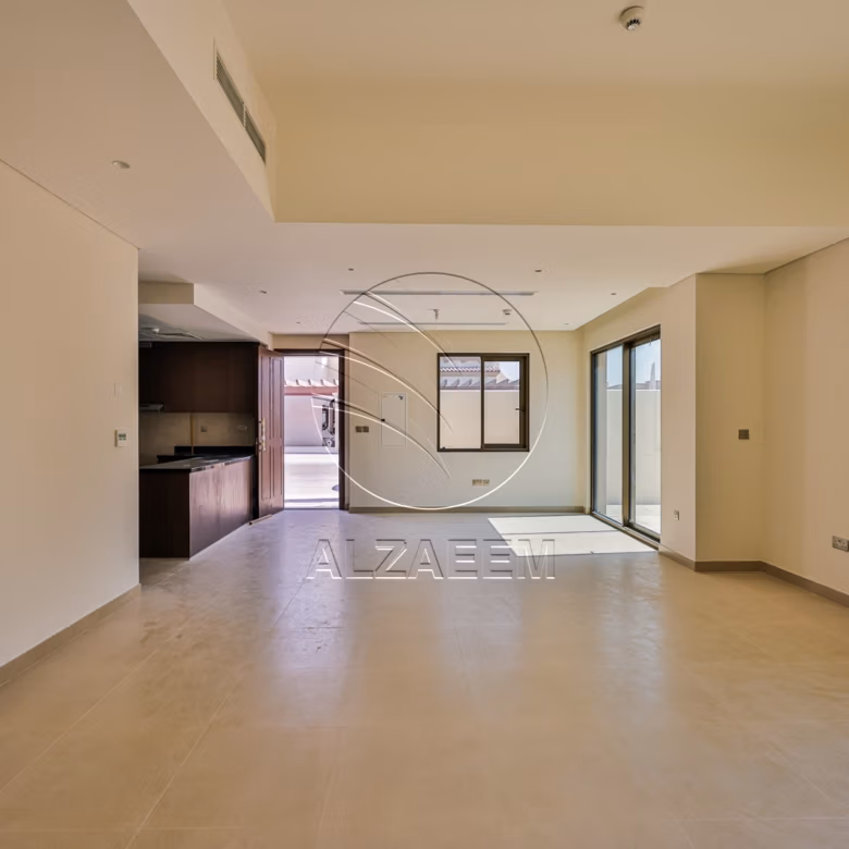√CASARES | Single Row -CORNER | Prime Location√
