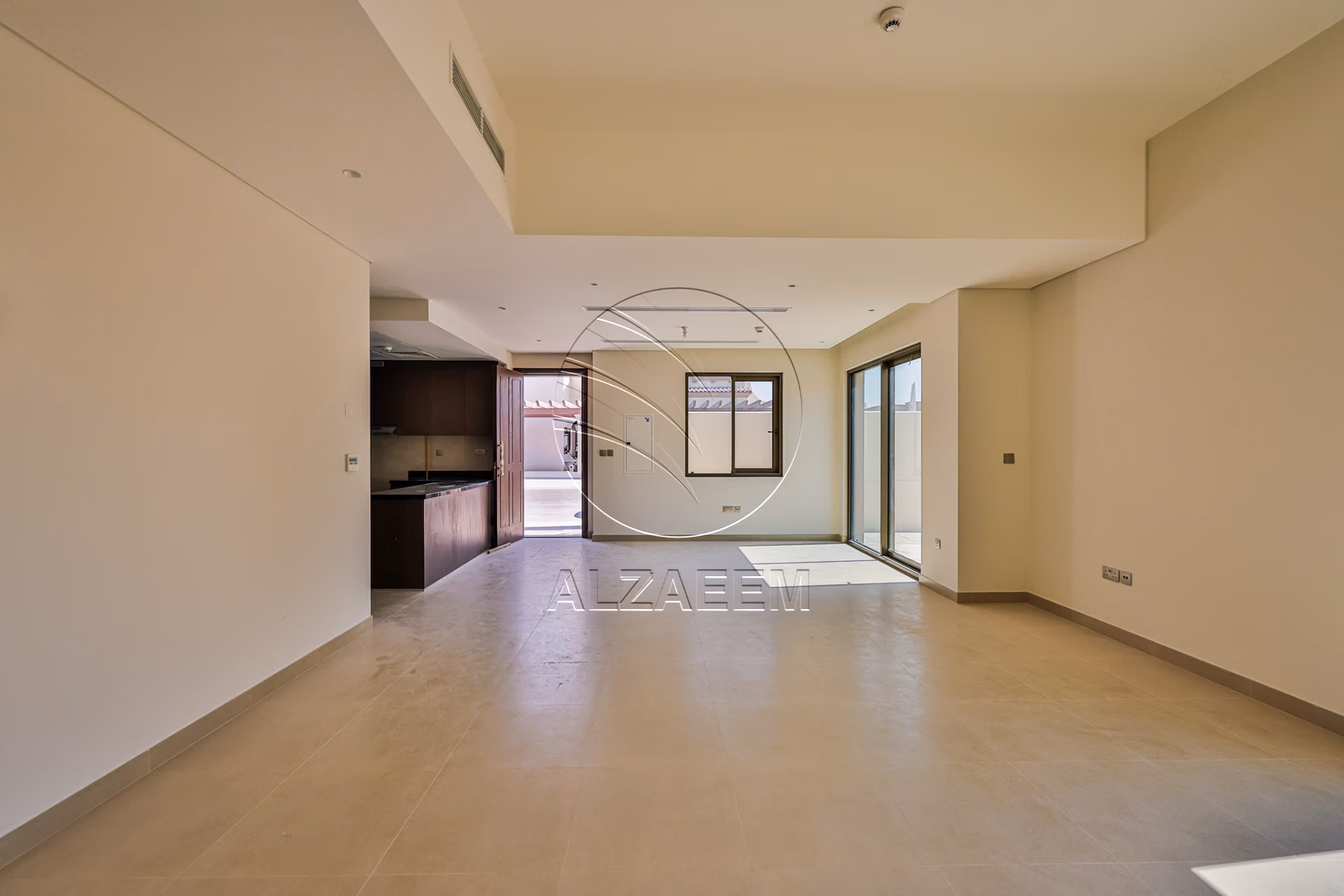 √CASARES | Single Row -CORNER | Prime Location√