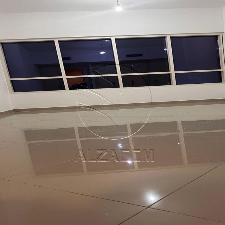 √Mid Level | Vacant | Big Balcony√