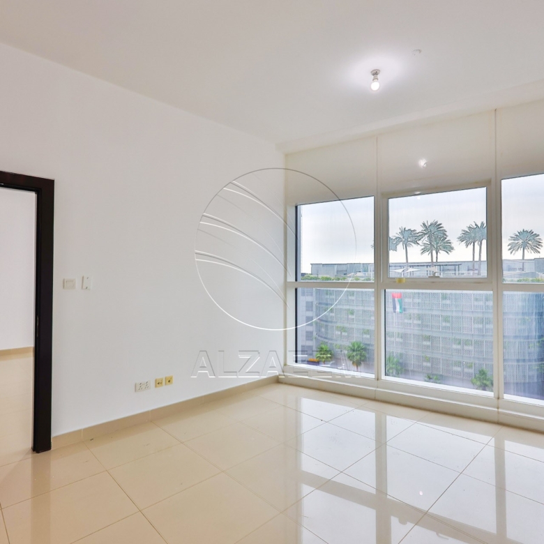 VACANT | 2 Payments | Urban View