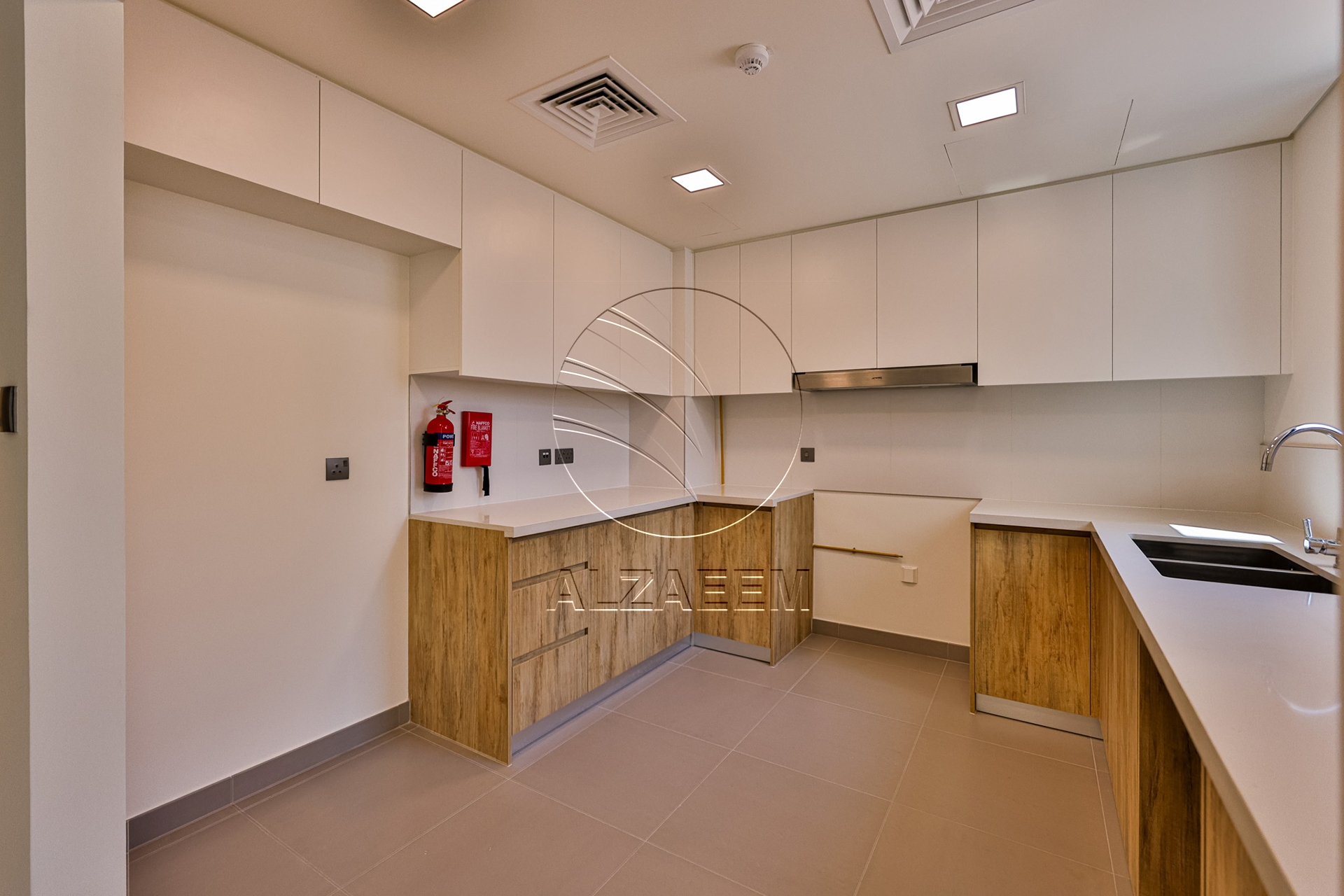 Single Row | Semi Corner and High End Location
