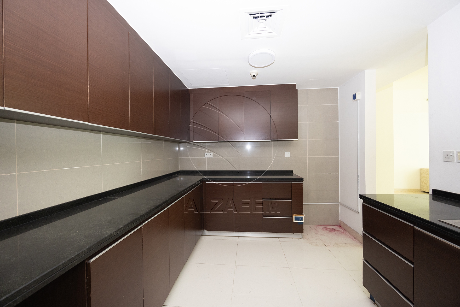 Vacant | High Level ! 3BR + Maid | Sea View