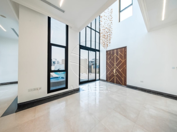 √Luxuriously Furnished |Private Pool and 2 Majlis√