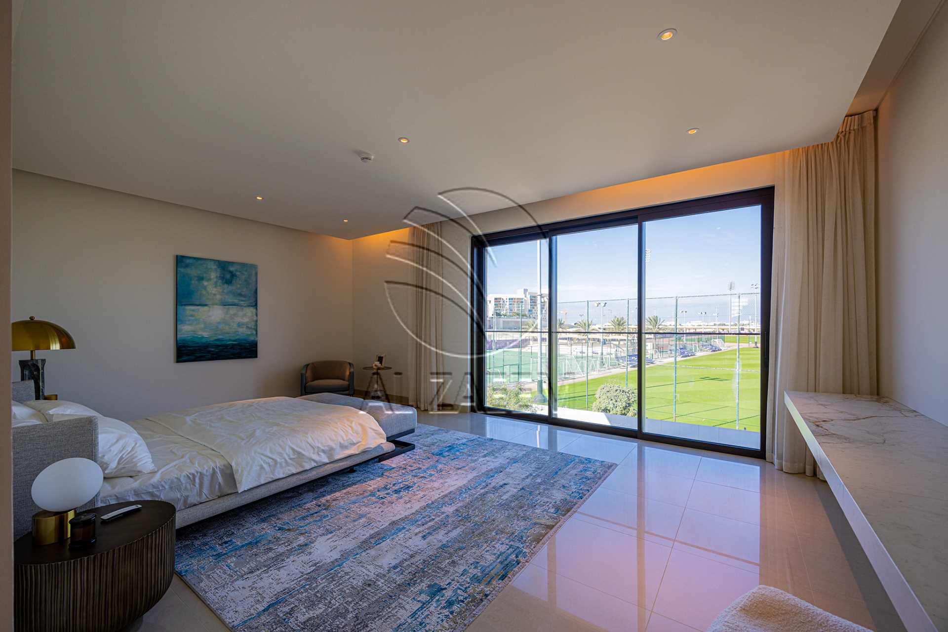 Price Reduced! Prime Location | HIGH Ceiling