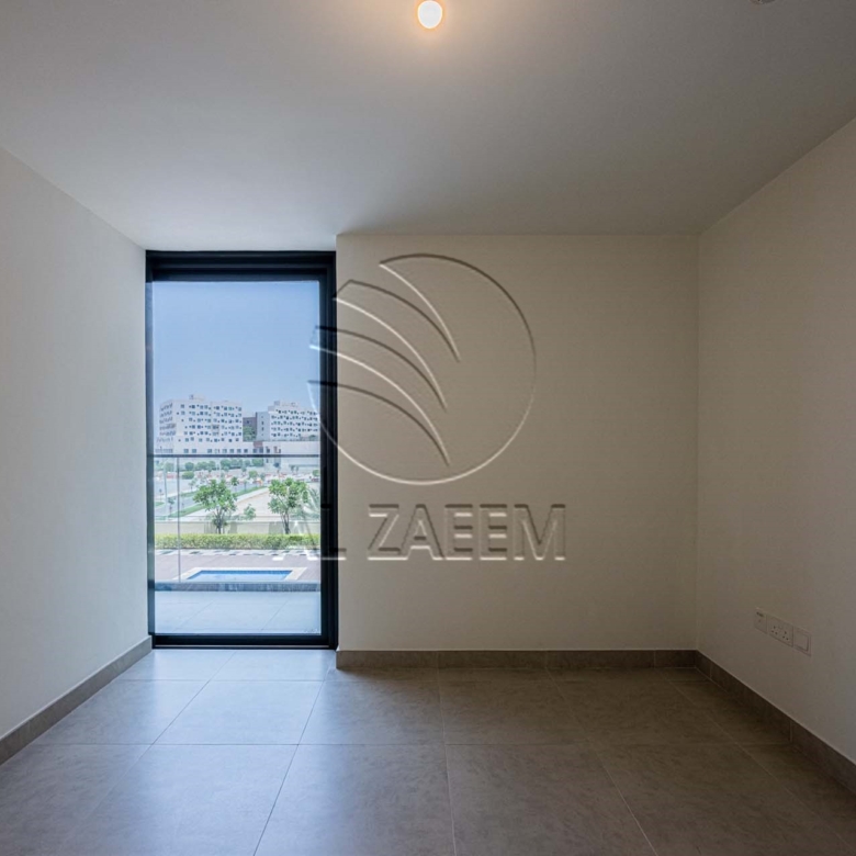 Vacant | DUPLEX | Facing The Pool | 4 payments