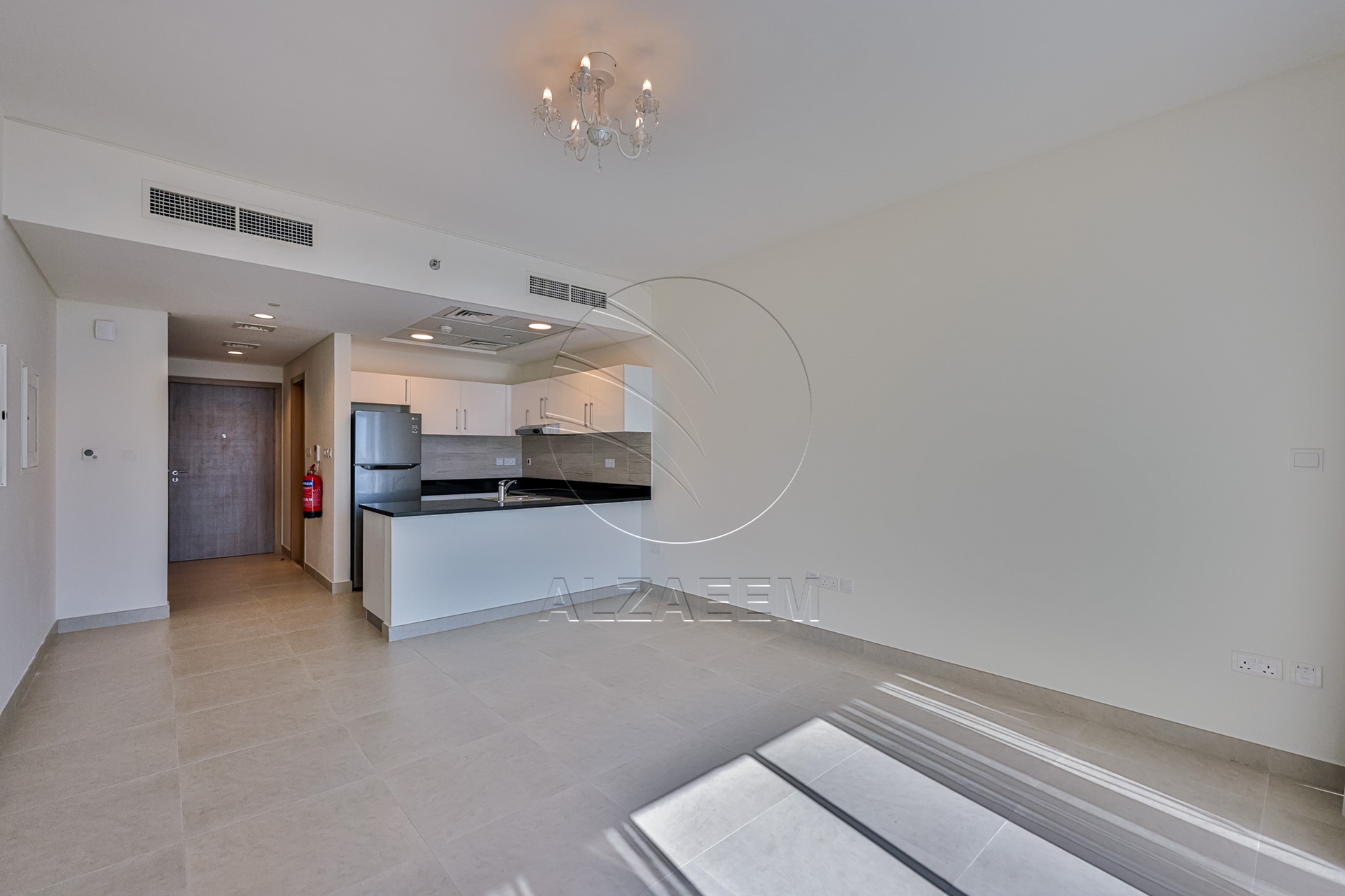 High Level + Exclusive! White Goods+ Nice Views