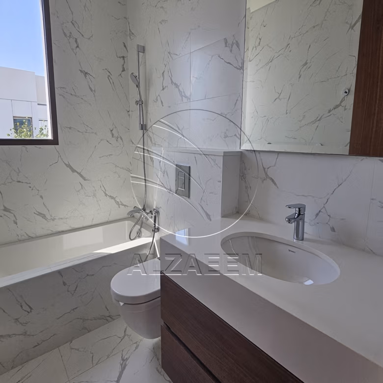 Stunning Location | 4BR+M+D | Vacant Soon!