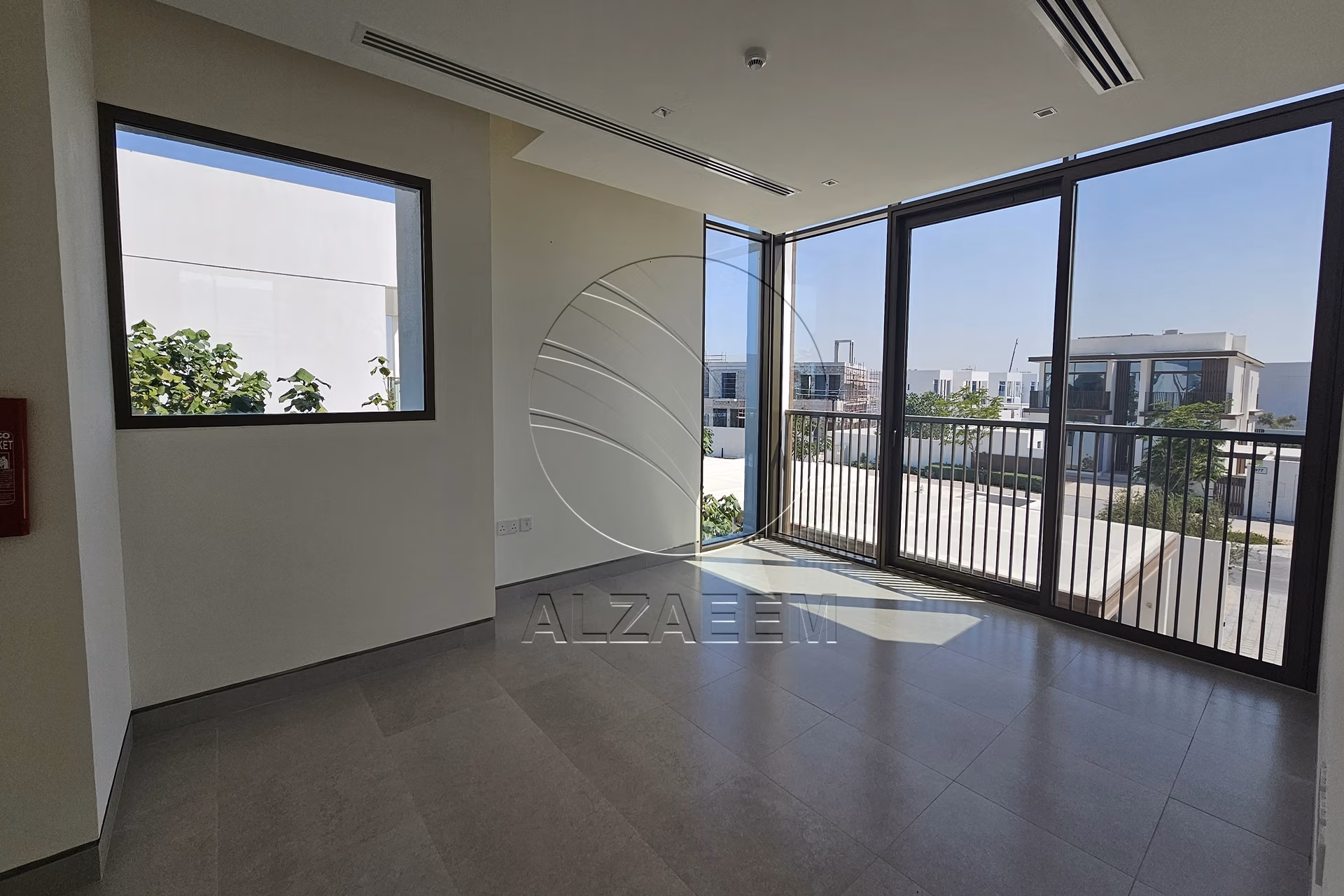 Stunning Location | 4BR+M+D | Vacant Soon!