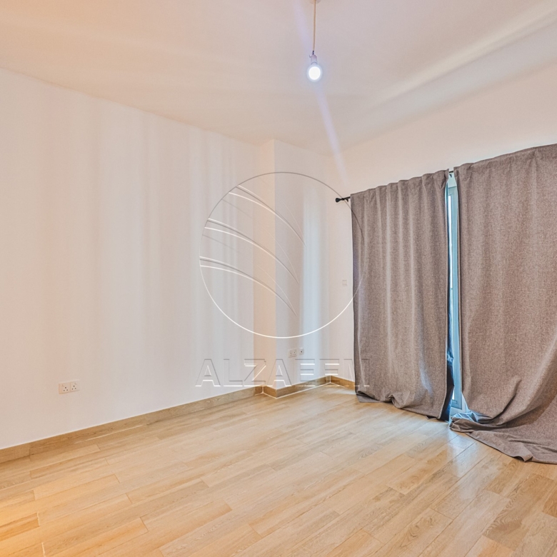 Canal View | High Level | Move-in Ready