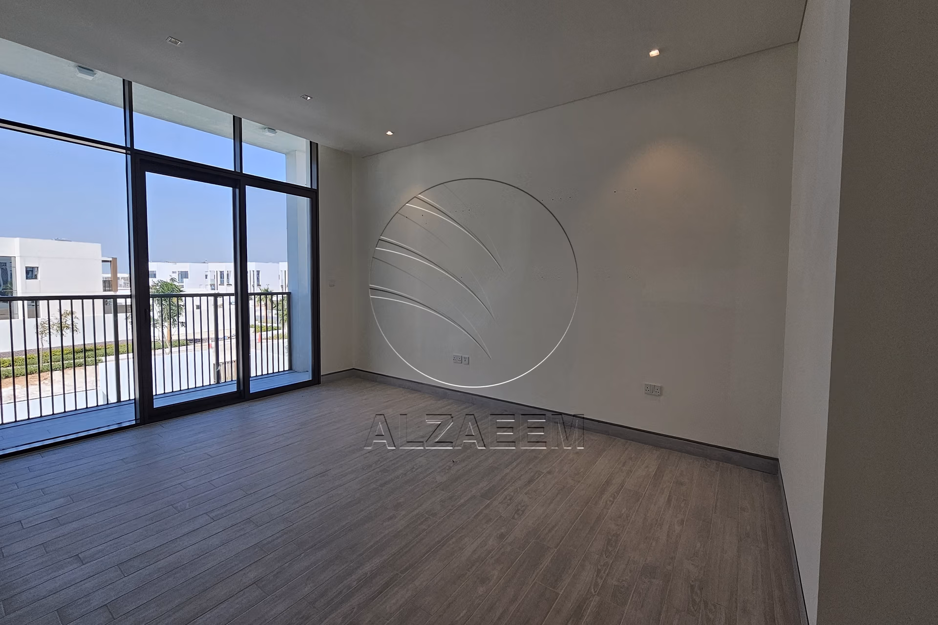 Stunning Location | 4BR+M+D | Vacant Soon!